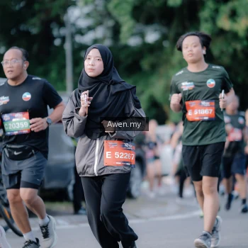 Runner Photo 4116388