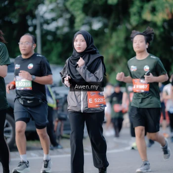 Runner Photo 4116392