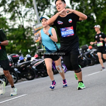 Runner Photo 4116399