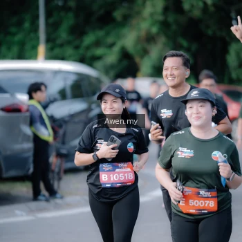 Runner Photo 4116414
