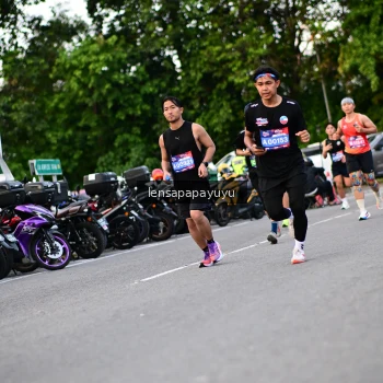 Runner Photo 4116425