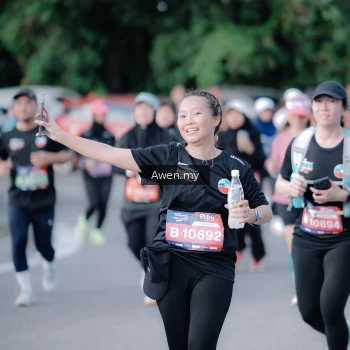 Runner Photo 4116429