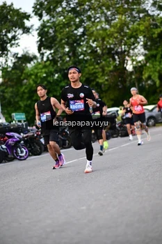 Runner Photo 4116439