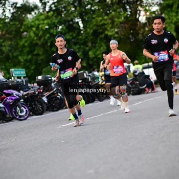 Runner Photo 4116444