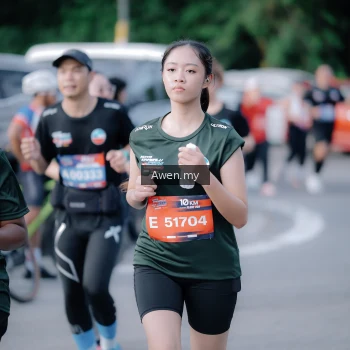 Runner Photo 4116450