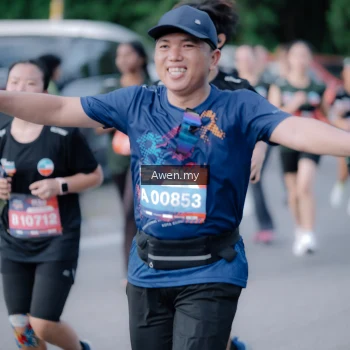 Runner Photo 4116458