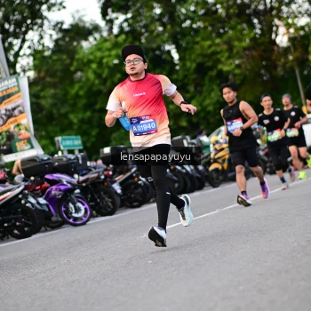 Runner Photo 4116462