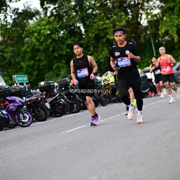Runner Photo 4116464