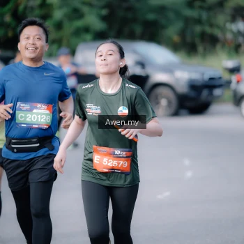 Runner Photo 4116476