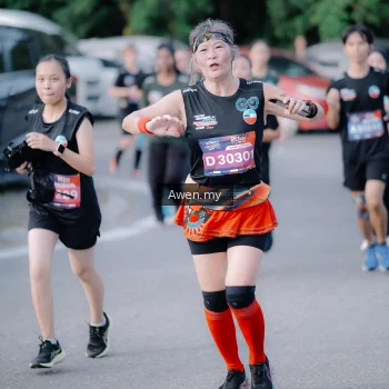Runner Photo 4116481