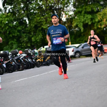 Runner Photo 4116486