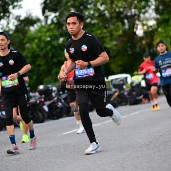 Runner Photo 4116487