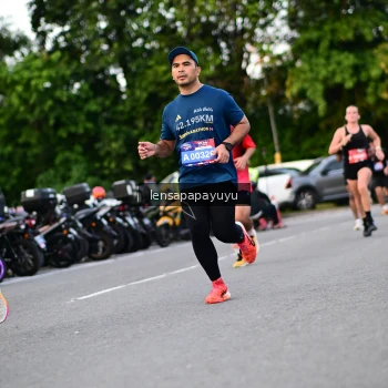 Runner Photo 4116489