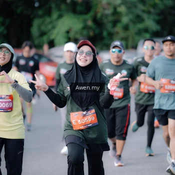 Runner Photo 4116495