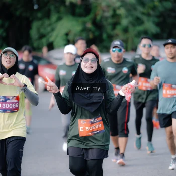 Runner Photo 4116496