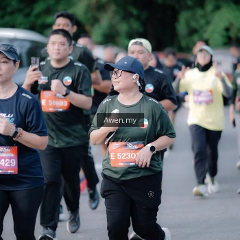 Runner Photo 4116503