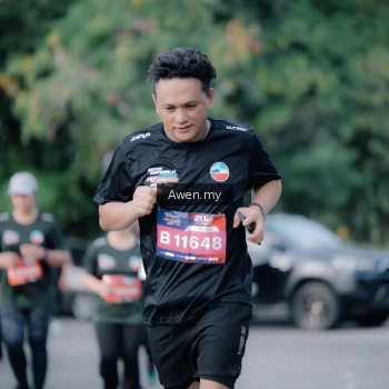 Runner Photo 4116510