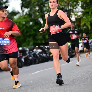 Runner Photo 4116527