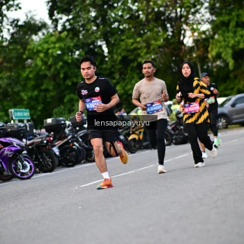Runner Photo 4116538