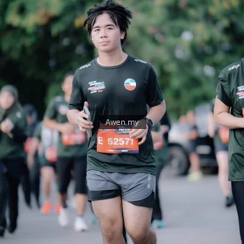 Runner Photo 4116552