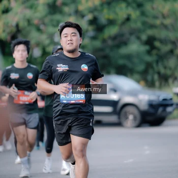 Runner Photo 4116554