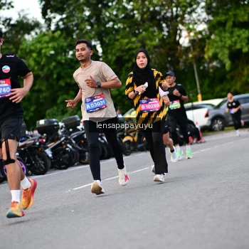 Runner Photo 4116561
