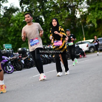 Runner Photo 4116564