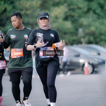 Runner Photo 4116576