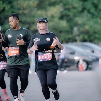 Runner Photo 4116579