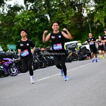 Runner Photo 4116586