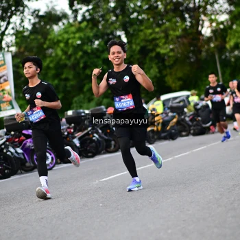 Runner Photo 4116594