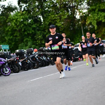 Runner Photo 4116595
