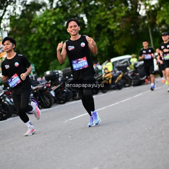 Runner Photo 4116599