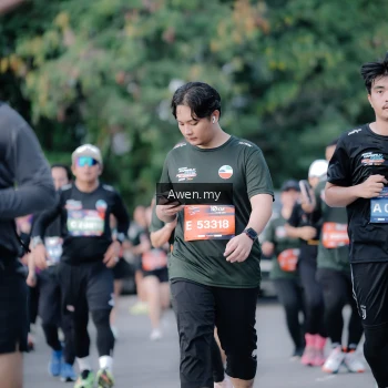 Runner Photo 4116616