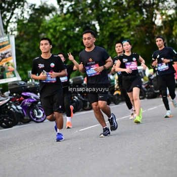 Runner Photo 4116618