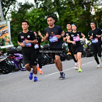 Runner Photo 4116622
