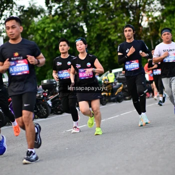 Runner Photo 4116629