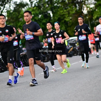Runner Photo 4116634