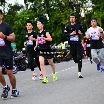Runner Photo 4116639