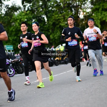 Runner Photo 4116641