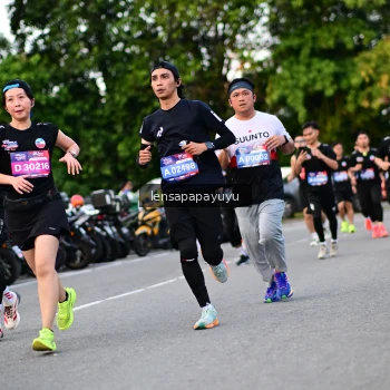 Runner Photo 4116646