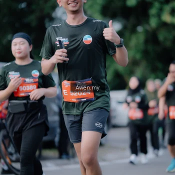 Runner Photo 4116647