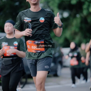 Runner Photo 4116650