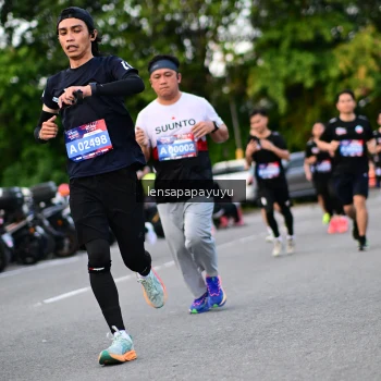 Runner Photo 4116660