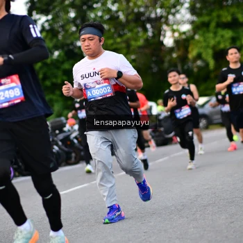 Runner Photo 4116677