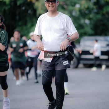 Runner Photo 4116680
