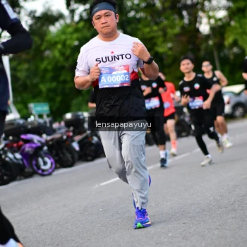 Runner Photo 4116682