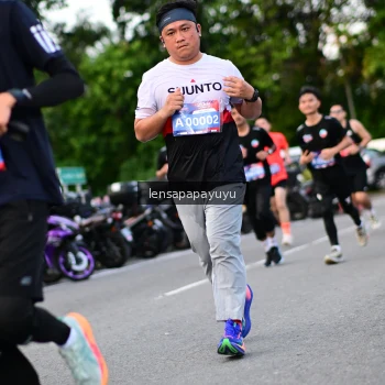 Runner Photo 4116683