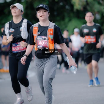 Runner Photo 4116688