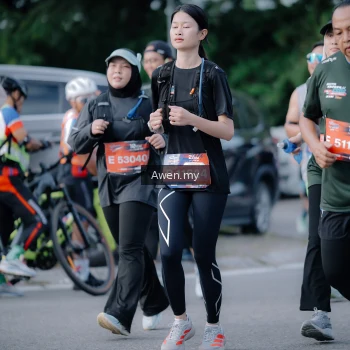 Runner Photo 4116692